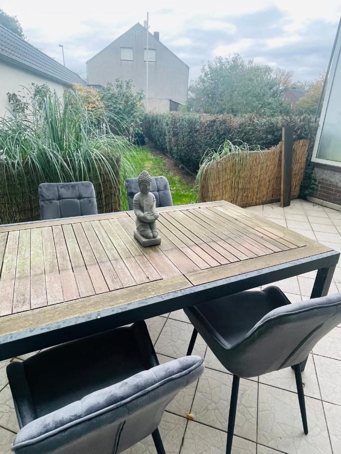 Modern * Gemuetlich * Nespresso * Terrasse * Netflix Apartment ดุยส์บูร์ก ภายนอก รูปภาพ